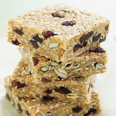 Guter Preis P401 Automatische Granola-Riegel-Produktionslinie 150-250 kg/h Granola-Riegel-Formmaschine Online