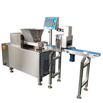 Guter Preis Automatische Doppel-Schicht-Sandwich-Proteinriegel-Herstellungsmaschine mit 40-80 Stück/min Leistung und 304 Edelstahlkonstruktion Online